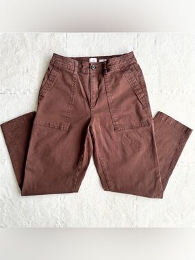 A New Day brown highwaisted stretch elastizado cargo pants, size 4